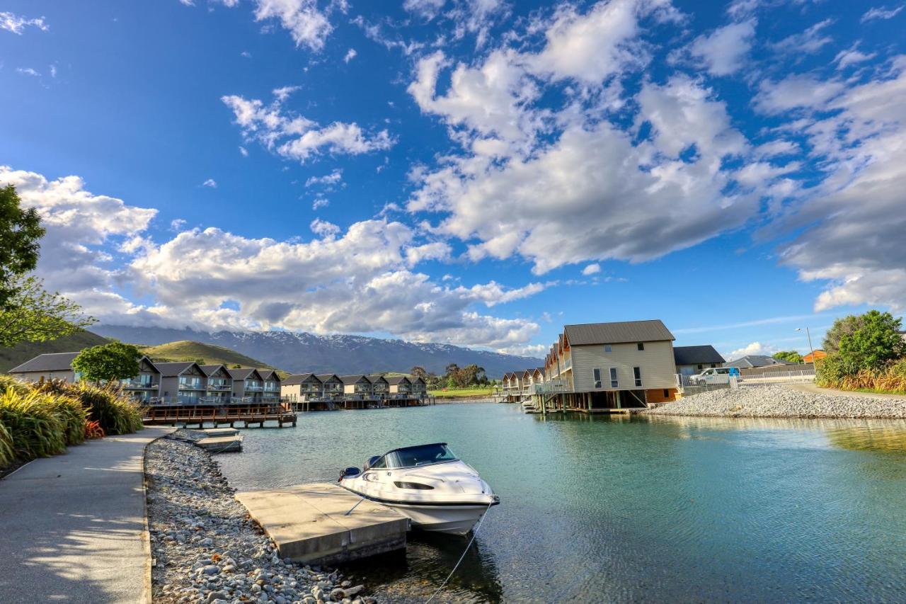 Marsden Lake Resort Central Otago Cromwell Exterior foto The Jack's Point marina